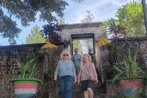 Lombok: Wypożycz prywatny samochód z kierowcą-przewodnikiem