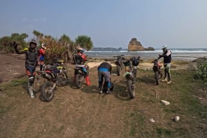 Lombok Dirt Bike : Through Cliffs, Beaches, Hill With Sunset