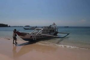 Lombok: Exotic Beach And Beautiful Snorkeling