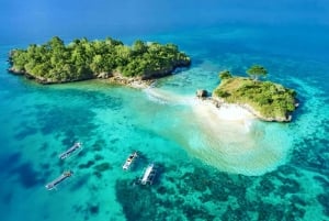 Lombok : Excursion en voilier d'une journée vers 3 Pink Beach et 3 Gili