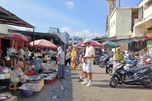 Lombok: Full-Day Tour with Lunch and Hotel Pickup