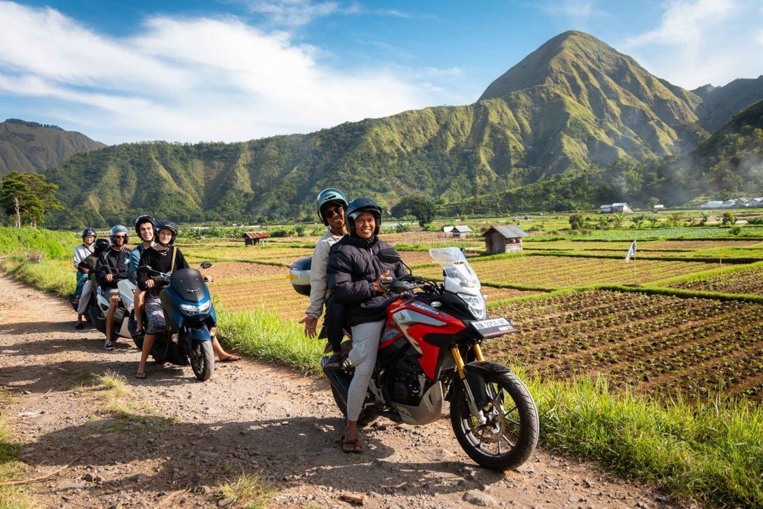 Lombok Loop: 4-dagars motorcykeläventyr i liten grupp