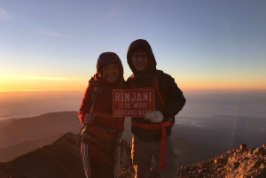 Lombok: Mount Rinaji Summit Hike med guide og overnatning