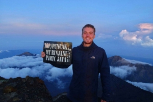 Lombok: Excursión a la cumbre del monte Rinaji con guía y alojamiento