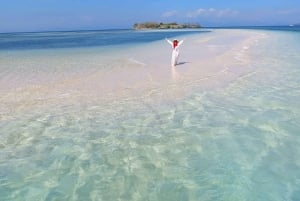 Exklusive private Tour zum Pink Beach mit Schnorcheln
