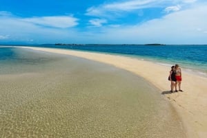 Exklusive private Tour zum Pink Beach mit Schnorcheln