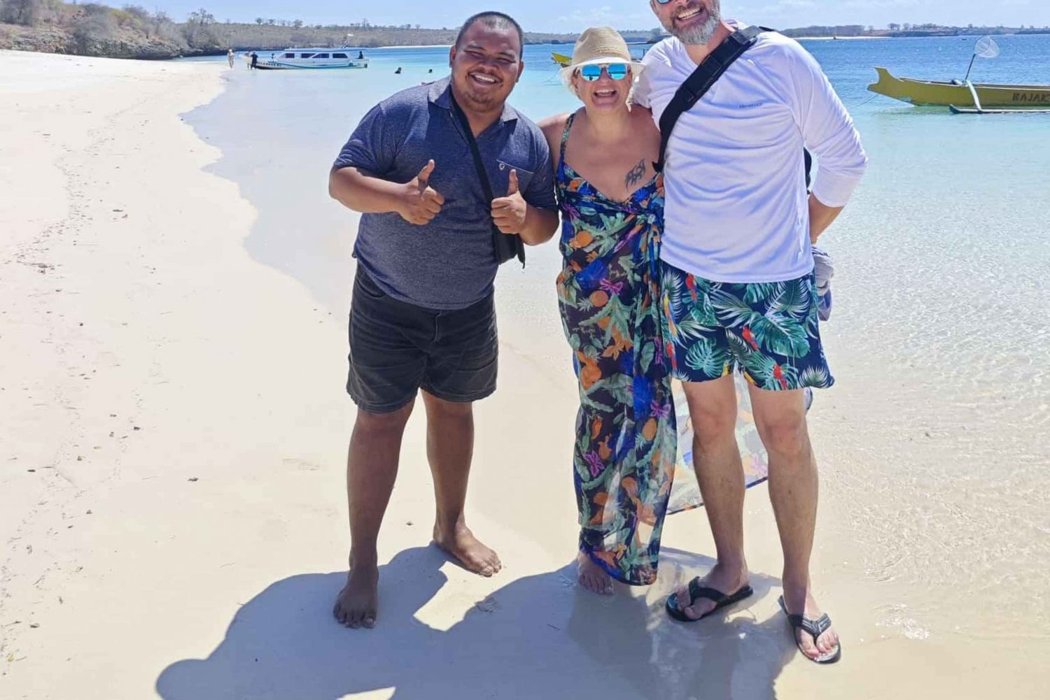 Lombok : Excursion en bateau sur la plage de Pink Beach (journée complète + plongée en apnée)