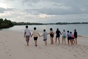 Ломбок: поездка на сноркелинг на Розовый пляж, включая обед