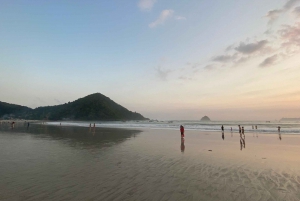 Lombok : visite privée d'une journée Nature, culture et plage sud