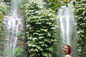 Lombok : Privétour Benang Kelambu waterval, rijstterras.