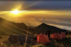 Lombok: Viagem aberta ao Rinjani Summit Trek com opções