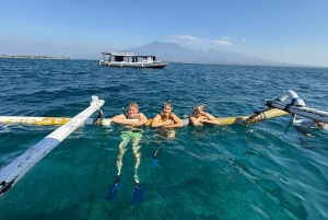 Lombok Private Pink Beach & 3 Gilis Island Hopping Tour