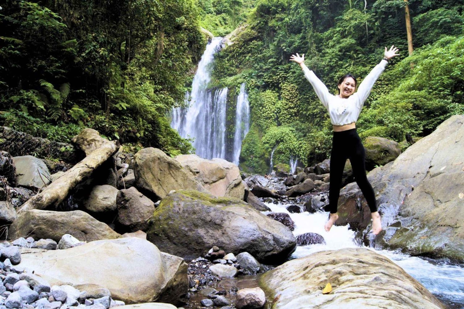 Lombok : Expérience des Cascades de Senaru et du Patrimoine de Bayan