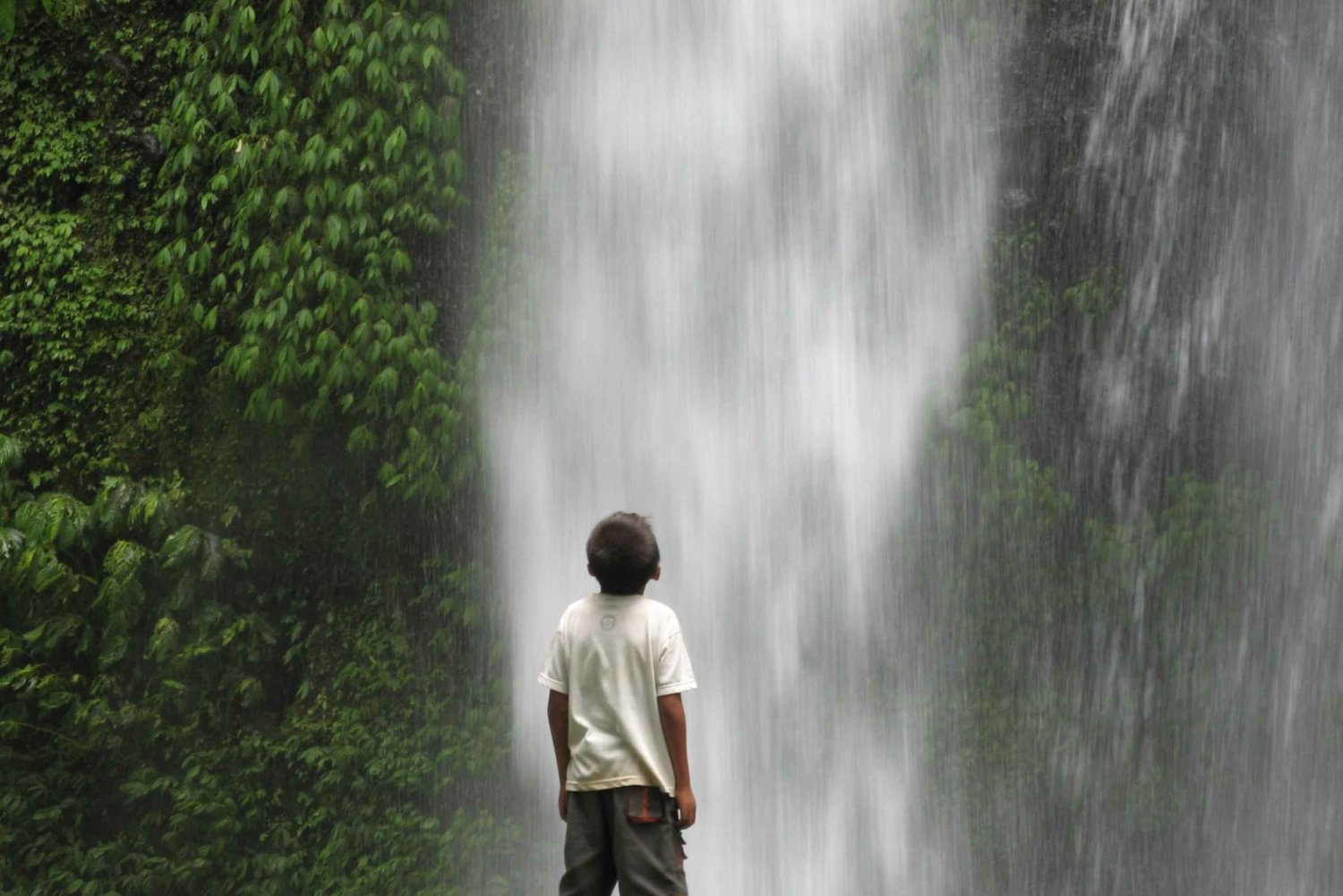 De Mataram: Sendang Gile Waterfall e Senaru Village Tour