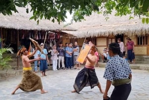 Lombok Stick Fight Dance och rundtur
