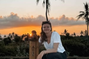 Lombok: Surf Skateboarding Lesson with Sunset View