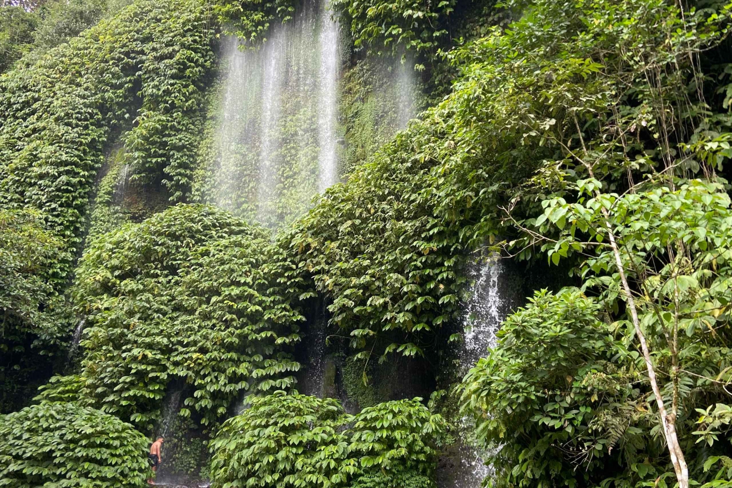 Lombok: Tour Wasserfall benang kelambu