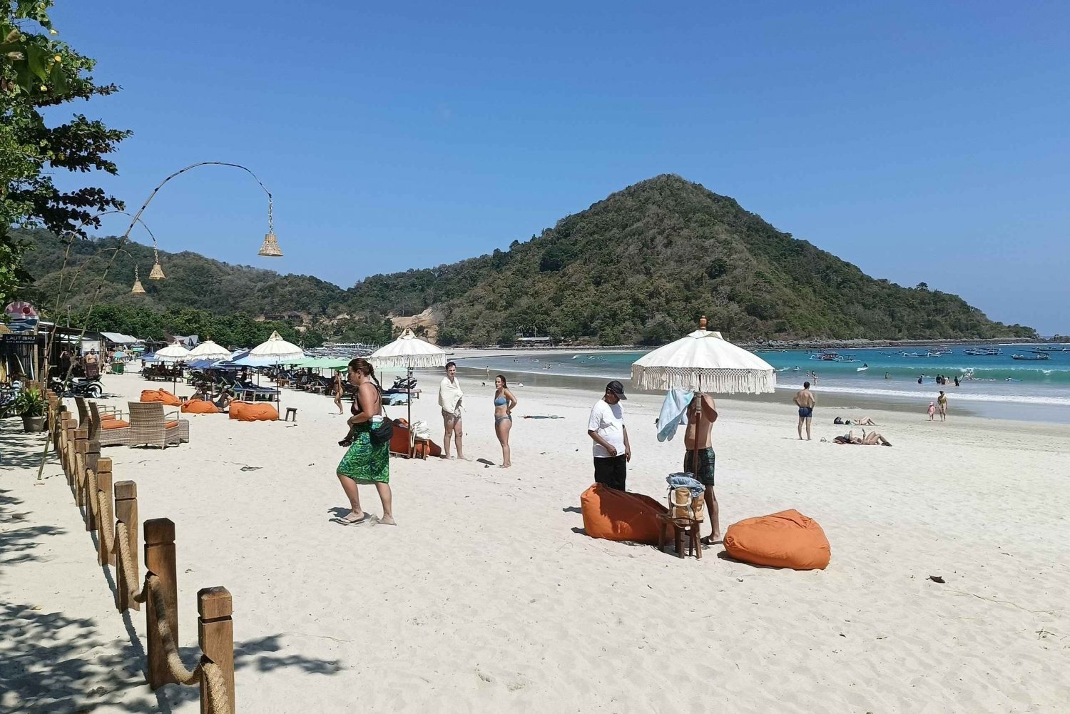 Lombok: kultura Sasaków, małpi las i wycieczka na plażę południową