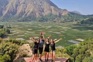 Lombok: Cachoeiras, Vila Sasak, Campo de Arroz e Colina Selong