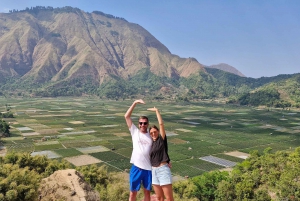 Lombok: Cascate, villaggio Sasak, risaia e collina di Selong