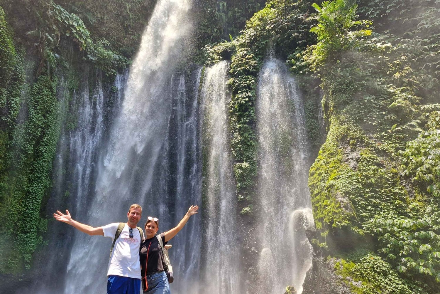 Lombok: Fosser, Sasak-landsbyen, rismark og Selong Hill