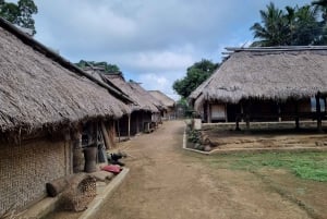 Lombok: Fosser, Sasak-landsbyen, rismark og Selong Hill
