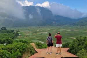 Lombok: Fosser, Sasak-landsbyen, rismark og Selong Hill