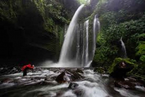 luxurious sendang gila, tiukelep waterfal & selong hill tour