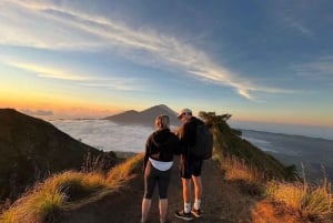 Caminhada ao nascer do sol no Monte Batur com café da manhã_Tour com tudo incluído