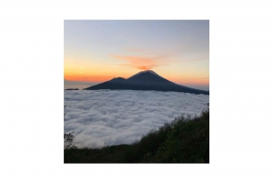 Soloppgangstur til Mount Batur med lokal guide