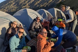 Mount Rinjani Wanderung 3 Tage 2 Nächte Gipfel, See & heiße Quelle