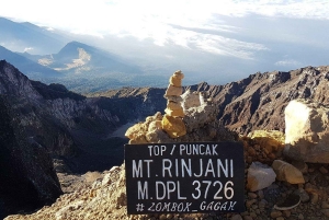Mount Rinjani Hike 3 Days 2 Night Summit,Lake & Hot Spring