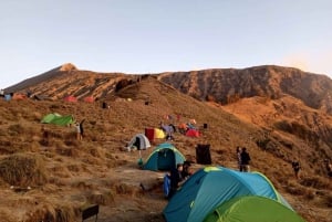 Trekking na górę Rinjani 2D/1N Krawędź krateru i szczyt