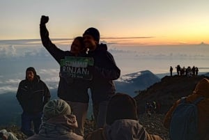 Mount Rinjani Trekking für 3-Tage, 2-Tage und 1 Tag Senaru Rim