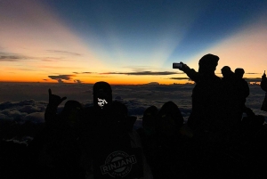 Mount Rinjani: Trekking To Summit Rinjani 3726m Day Tour