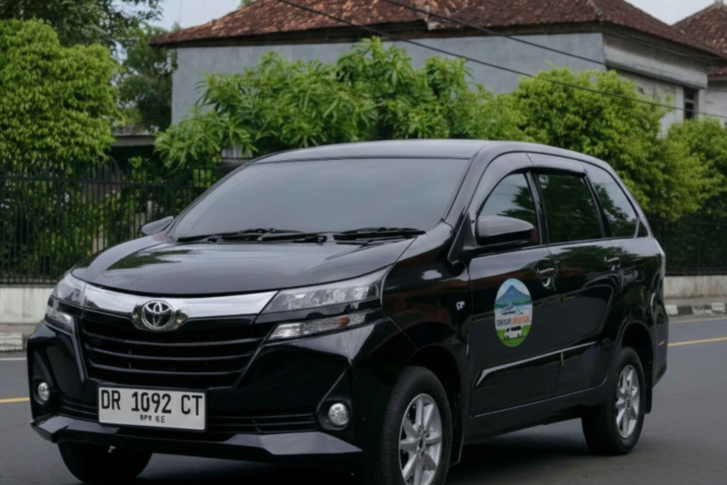 Prywatny transport z Bangsalu do Senggigi z przystankiem na zdjęcia