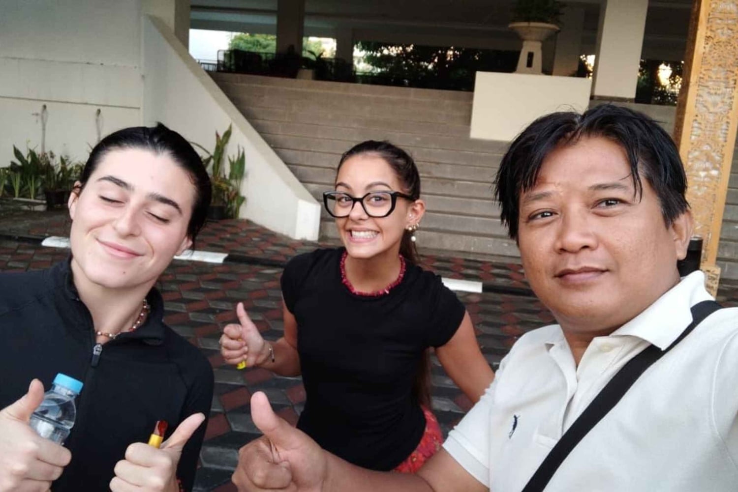 Prywatny transport z Bangsalu do Senggigi z przystankiem na zdjęcia