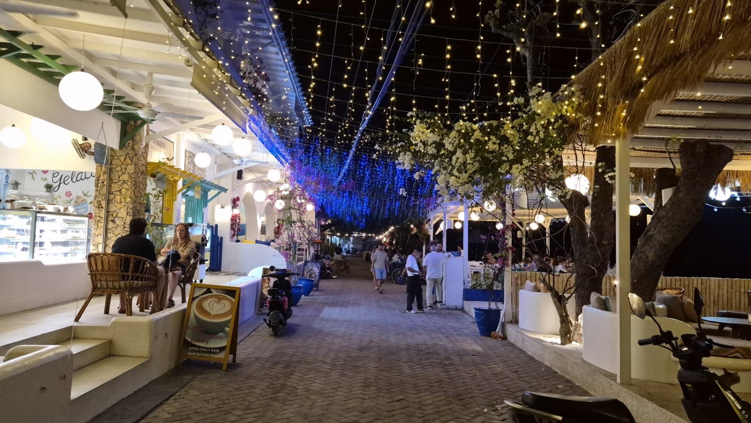 Santorini Greek Restaurant & Resort Gili Air