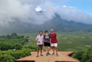 Se den fantastiske utsikten fra Selong-åsen og Tiu Kelep-fossen