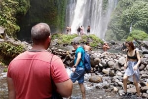 caminhada panorâmica em senaru