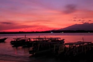 Snorkel y tour en barco al amanecer