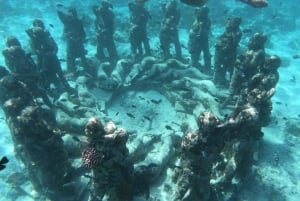 Wycieczka na snorkeling 3 Gilis prywatną łodzią Glassbottomboat