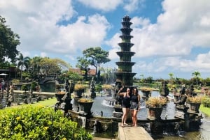 De spektakulära templen Besakih, Lempuyang och Tirta gangga