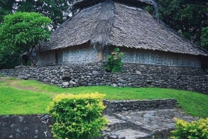 Visite de cascades et de villages traditionnels Billets inclus