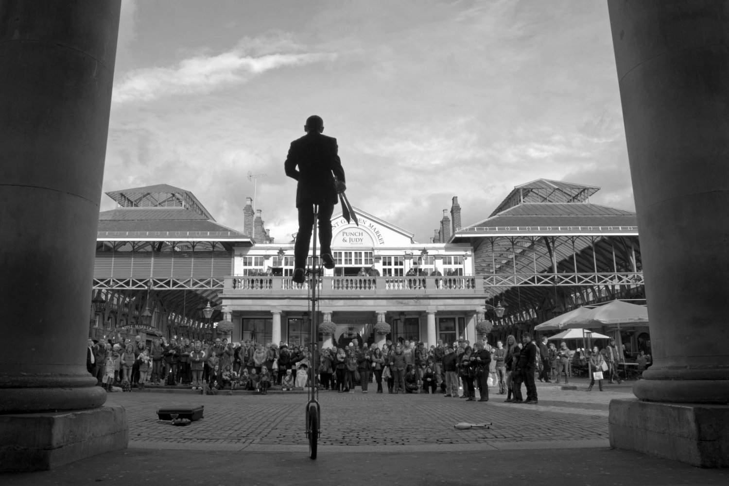 Performer in Convent Garden 