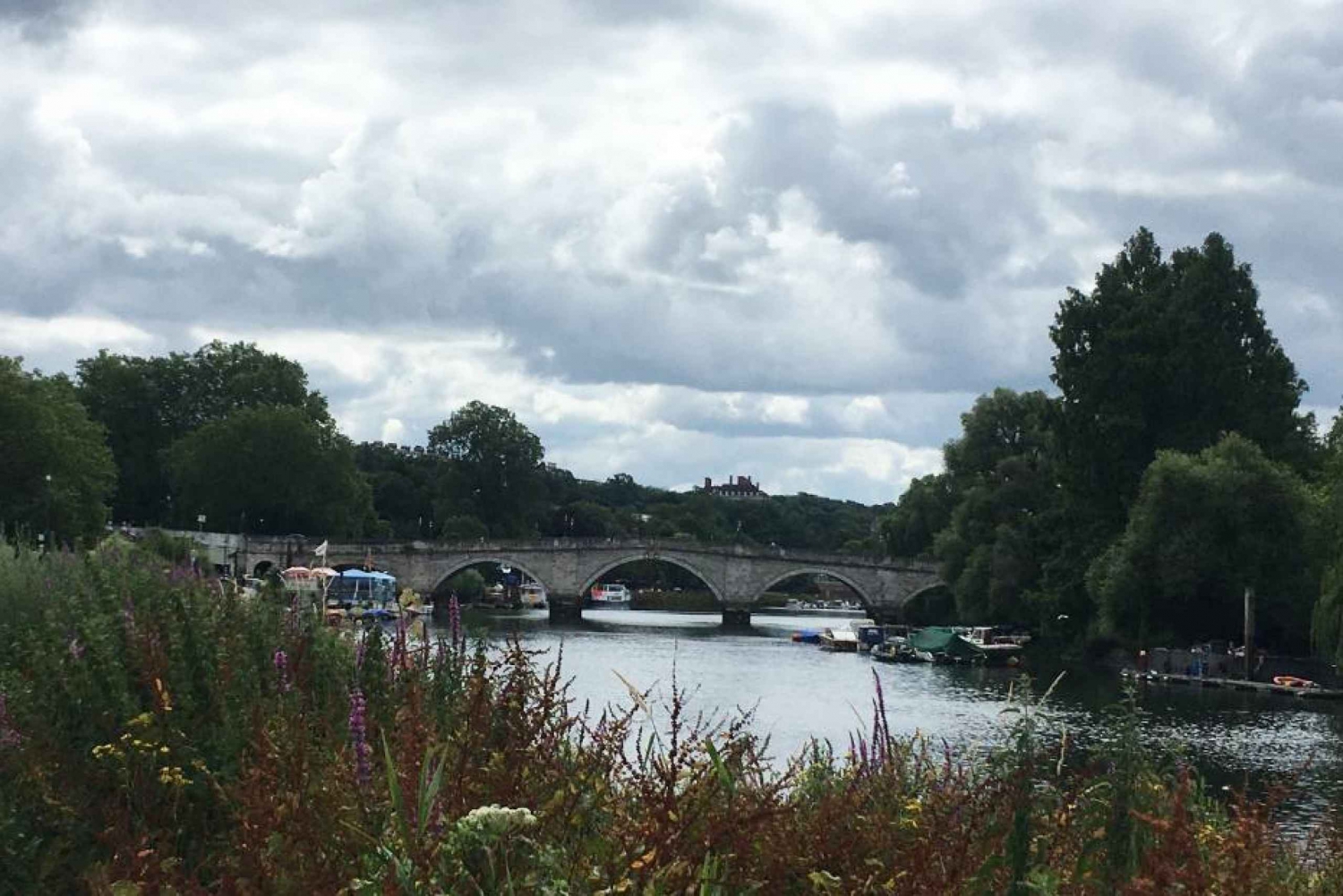 En gåtur ved flodbredden: En selvguidet tur i Richmond
