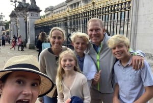 Buckingham Palace, vaktskifte og kronjuveler