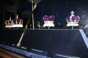 Buckingham Palace, vaktskifte og kronjuveler