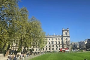 Buckingham Palace, vaktskifte og kronjuveler