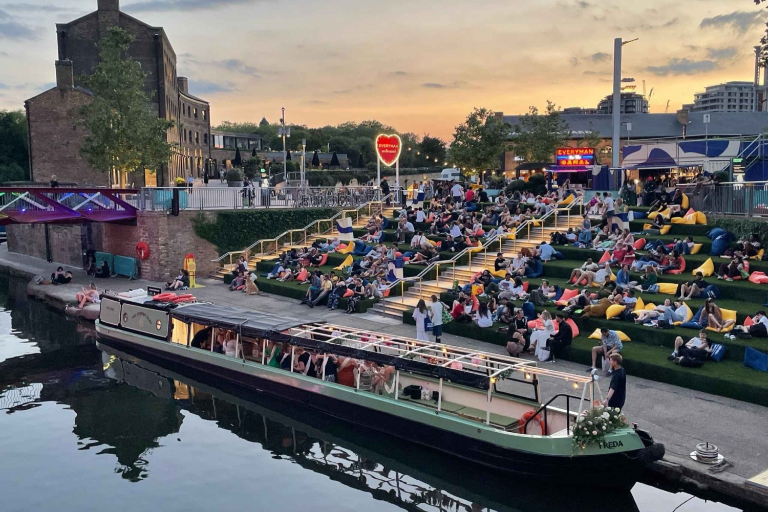 Canal Trip with Live Performance Gig